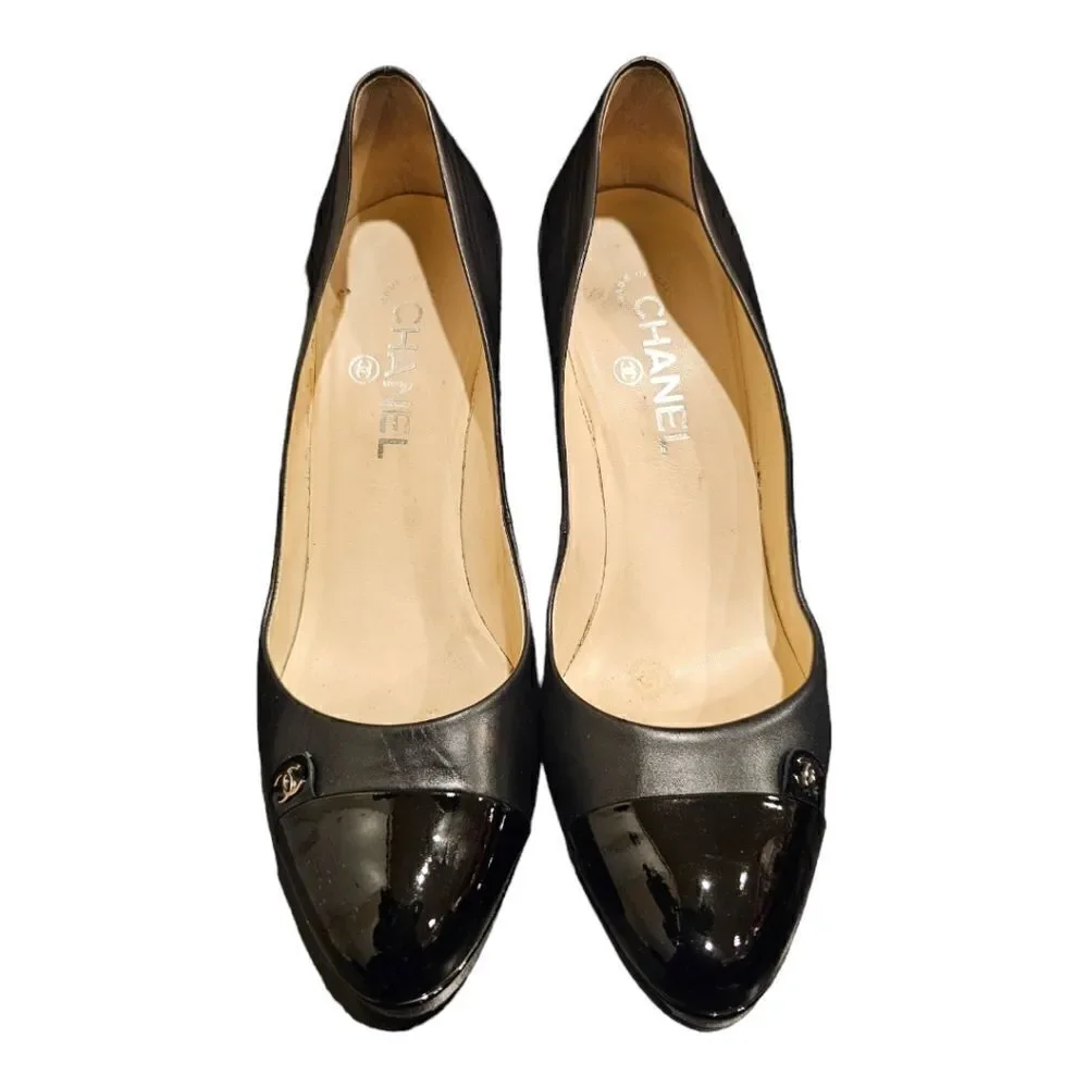 CHANEL Black Leather & Patent Platform Heels‎ - Size 40 /US 9